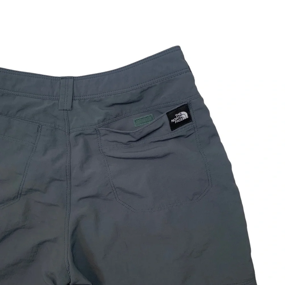 The North Face TNF Girls Quick Dry Hiking Shorts, Gray size 10